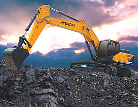 現(xiàn)代350LVS挖掘機(jī)圖片