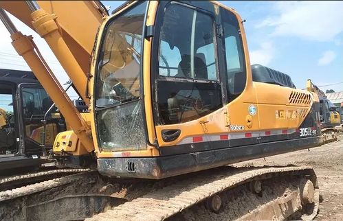 現代r305lc挖掘機快檔時行走向左跑偏,怎么處理解決