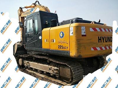 現代R215-7C挖掘機