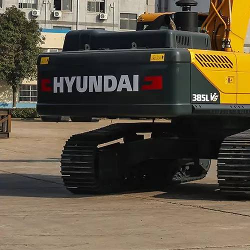 20歲擁有現代挖機的人,30歲都在雇別人給自己開