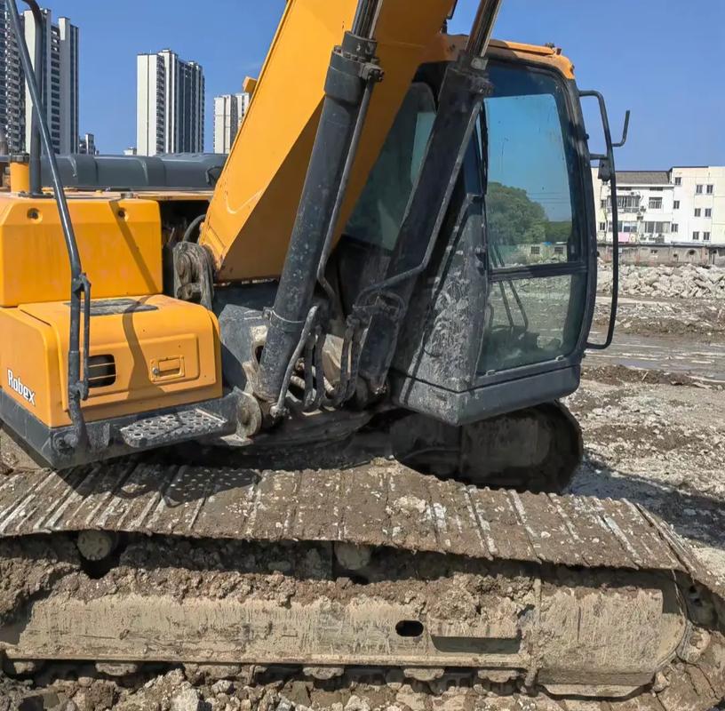 20年極品現代215vs純土雞,一手車老板說急著走,便宜!