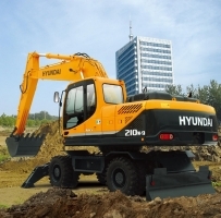 現(xiàn)代R210w-9輪式挖掘機(jī)綜合評(píng)價(jià) 性能可靠，口碑優(yōu)良